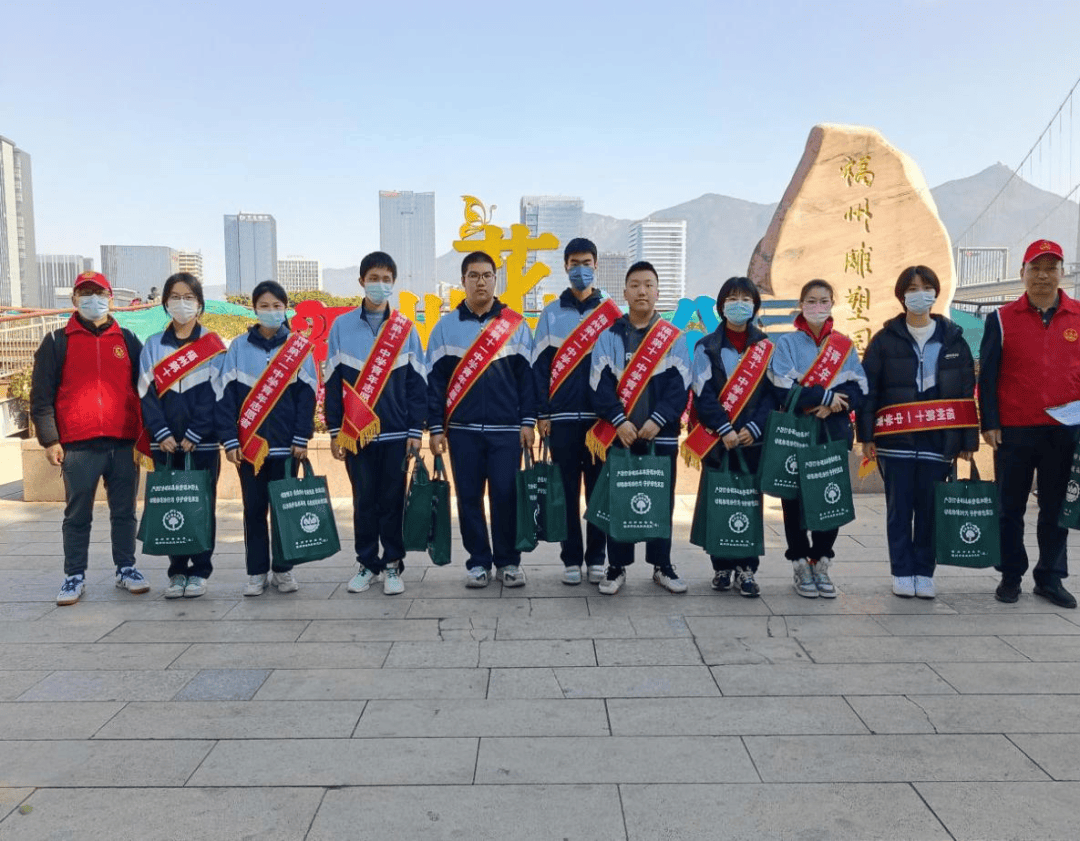 锋——记市林业局国有林场管理处副主任李建辉k8凯发全站【近邻党建】近邻党建中的志愿先(图3)